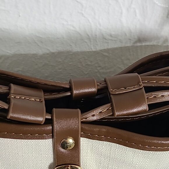 Tricolor Small Crossbody Purse Rabbit Keychain, Brown, Beige & Black Print,NWOT - Picture 10 of 10